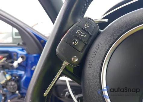 2015 Audi S3 2.0T Premium Plus z USA, uszkodzony, nr VIN WAUBFGFF0F1094814